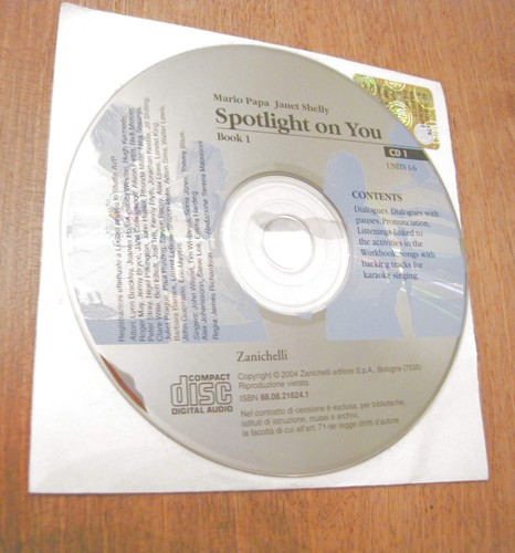 Spotlight you book 1 - you,